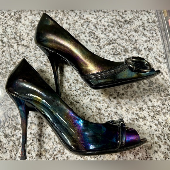 Gucci Patent Leather Peep-toe Horsebit Pumps - Picture 6 of 11